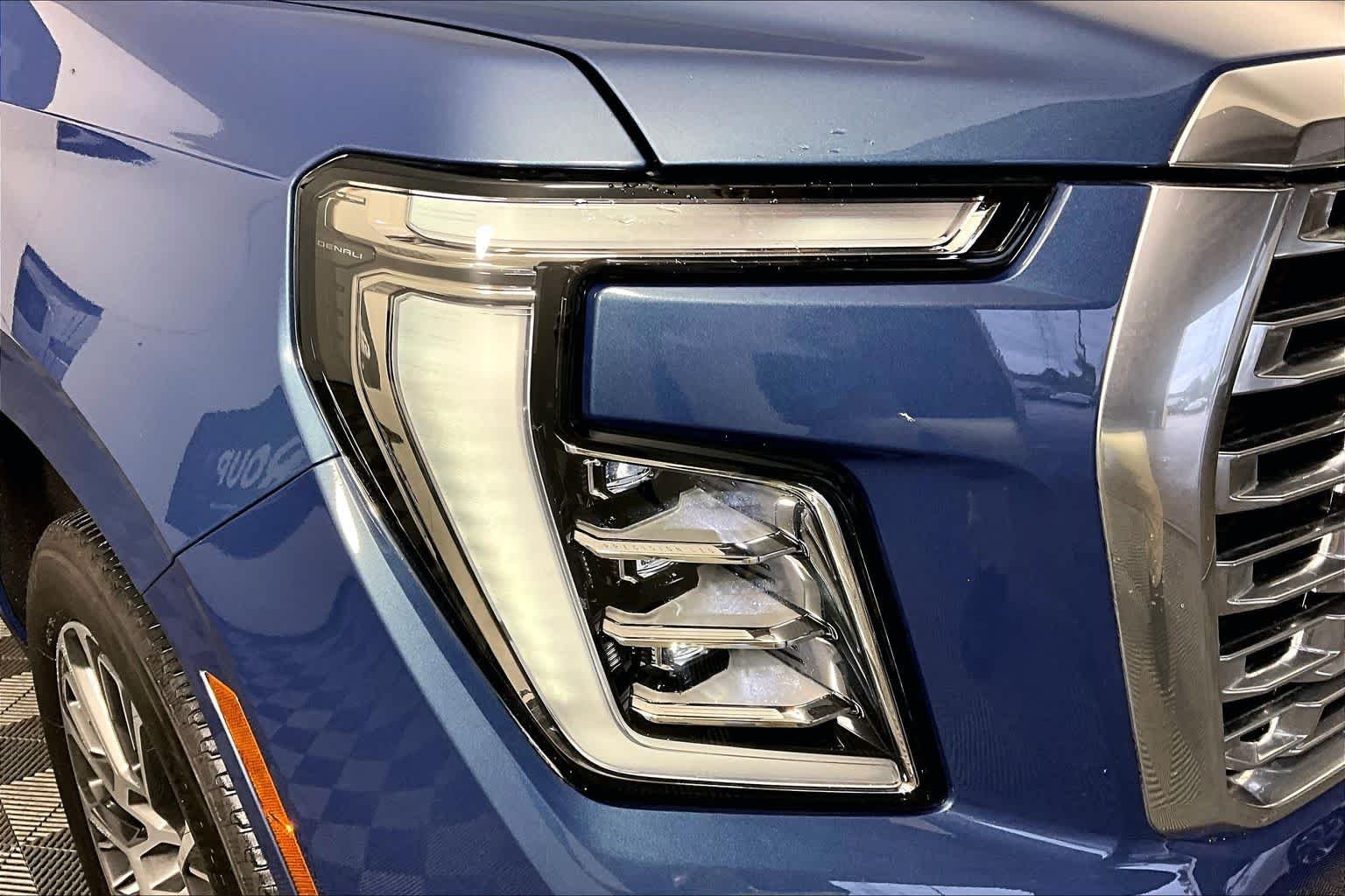 2026 GMC Yukon Denali - Photo 27