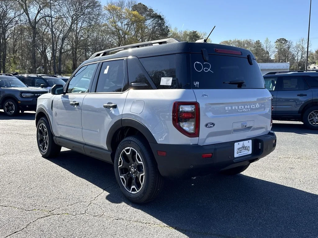 New 2026 Space White Metallic Ford Outer Banks® image 5