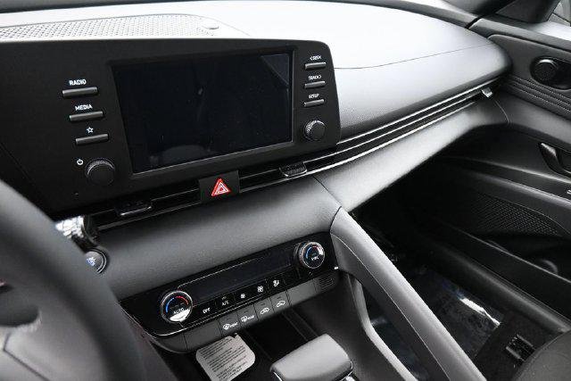 New 2026 White Hyundai SEL Sport image 20
