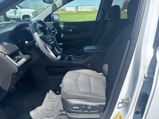 Used 2024 Summit White GMC SLE image 11