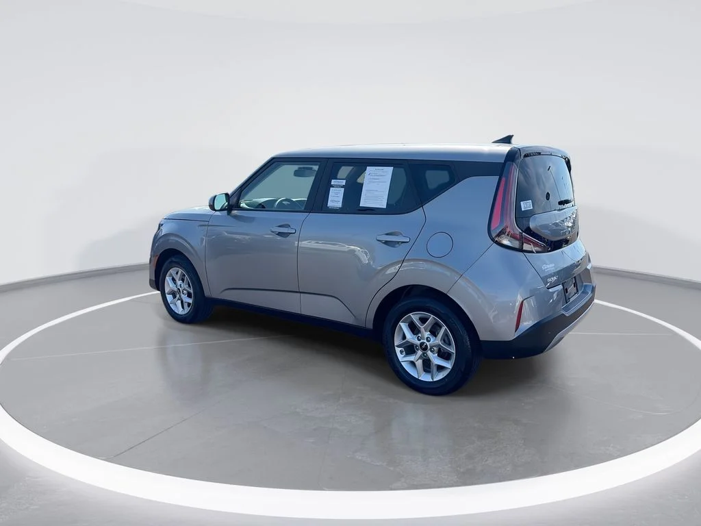 Used 2025 Gray Kia LX image 6