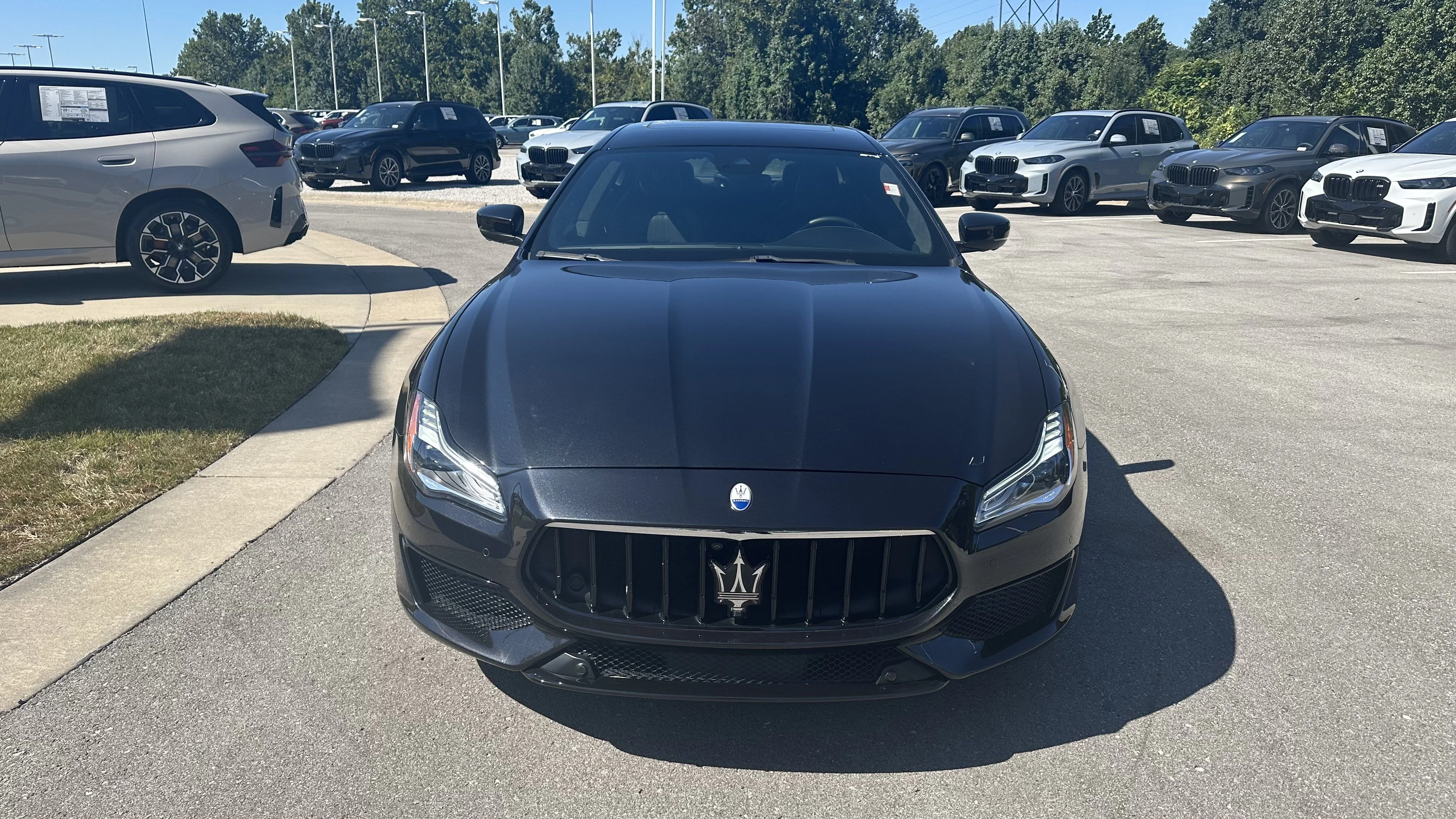 Used 2022 Nero Ribelle Metallic Maserati Modena Q4 image 3