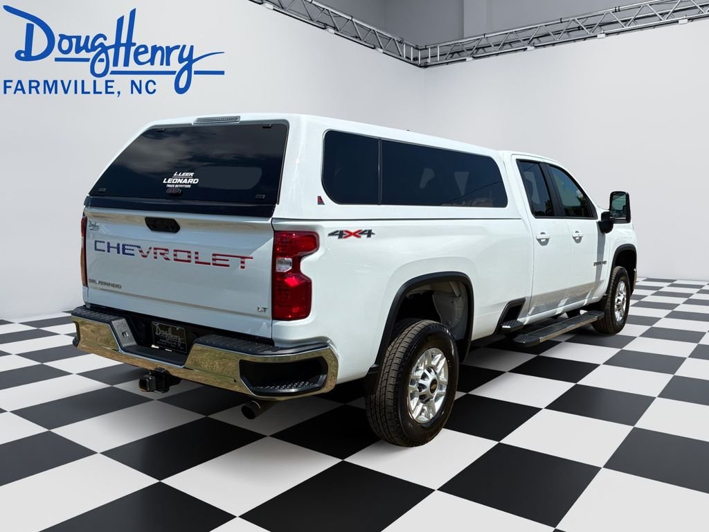 Used 2025 White Chevrolet LT image 5