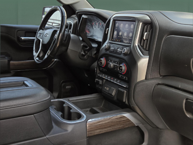 Used 2021 White Chevrolet LT Trail Boss image 28