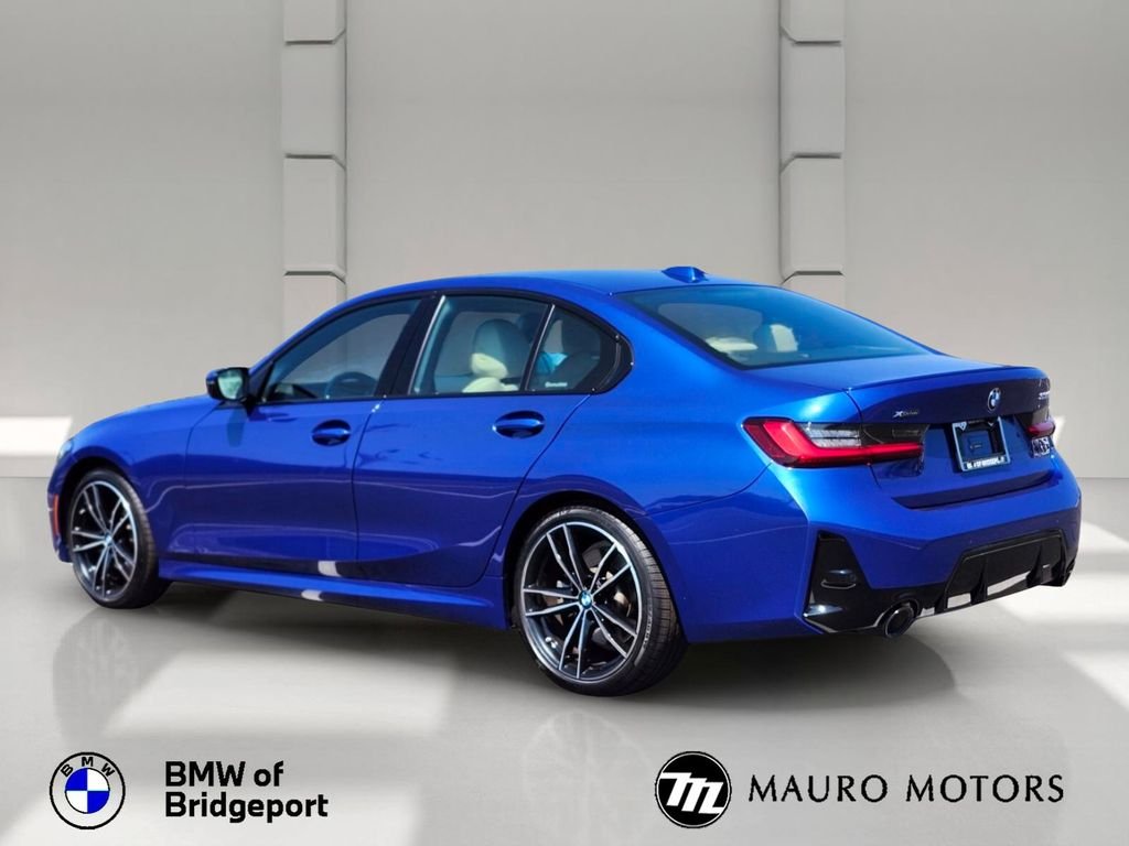 Used 2023 Blue BMW 330i xDrive image 5