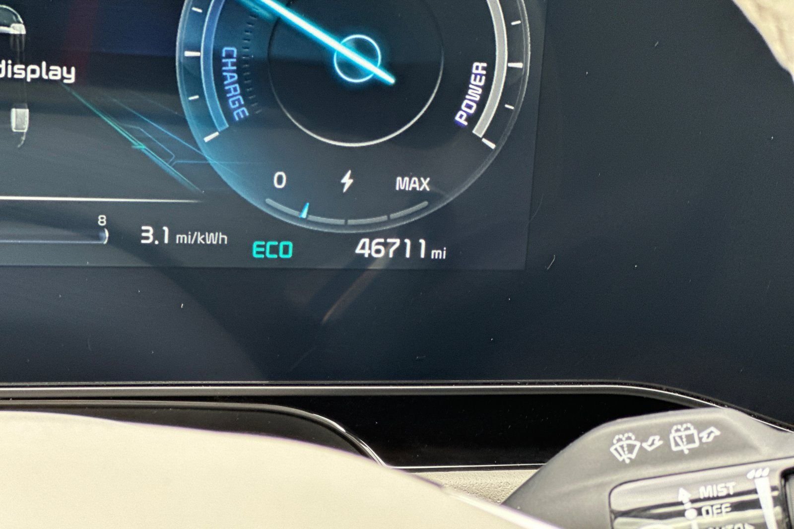 Certified Used 2023 White Kia Wind image 31