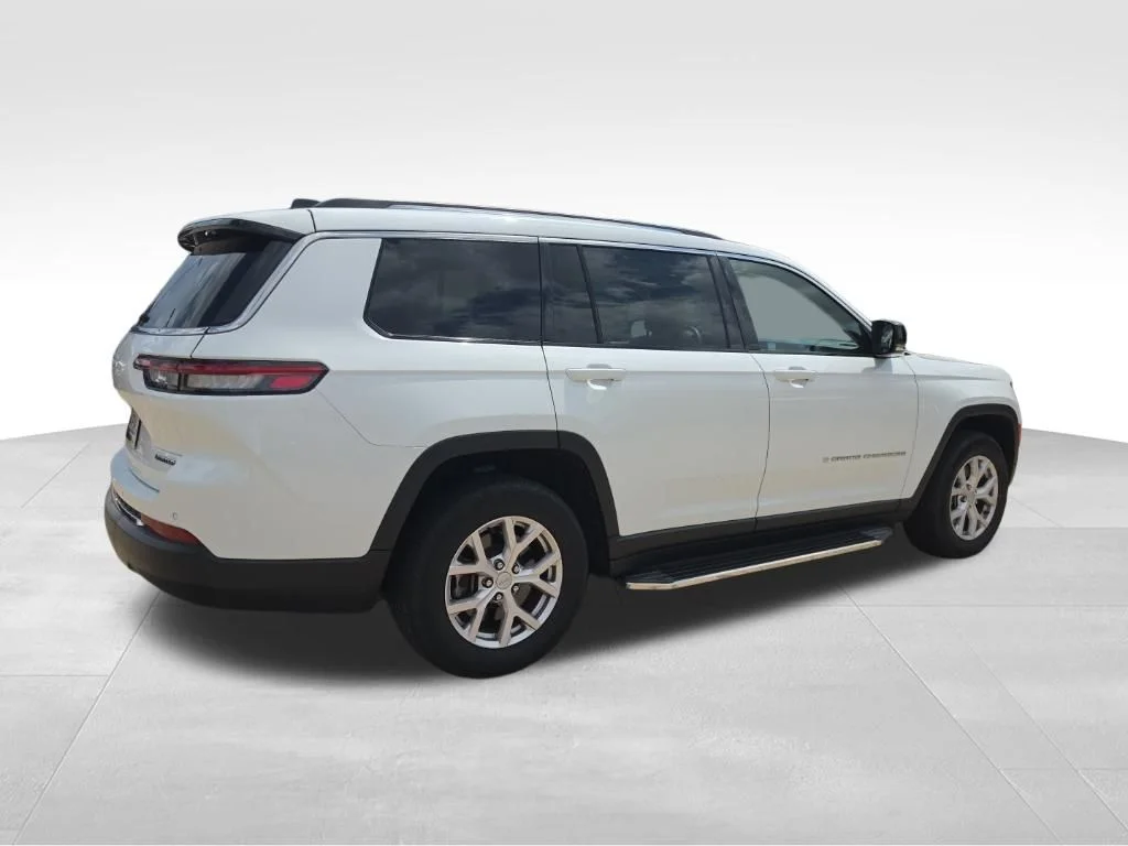 Used 2021 White Jeep Limited image 10