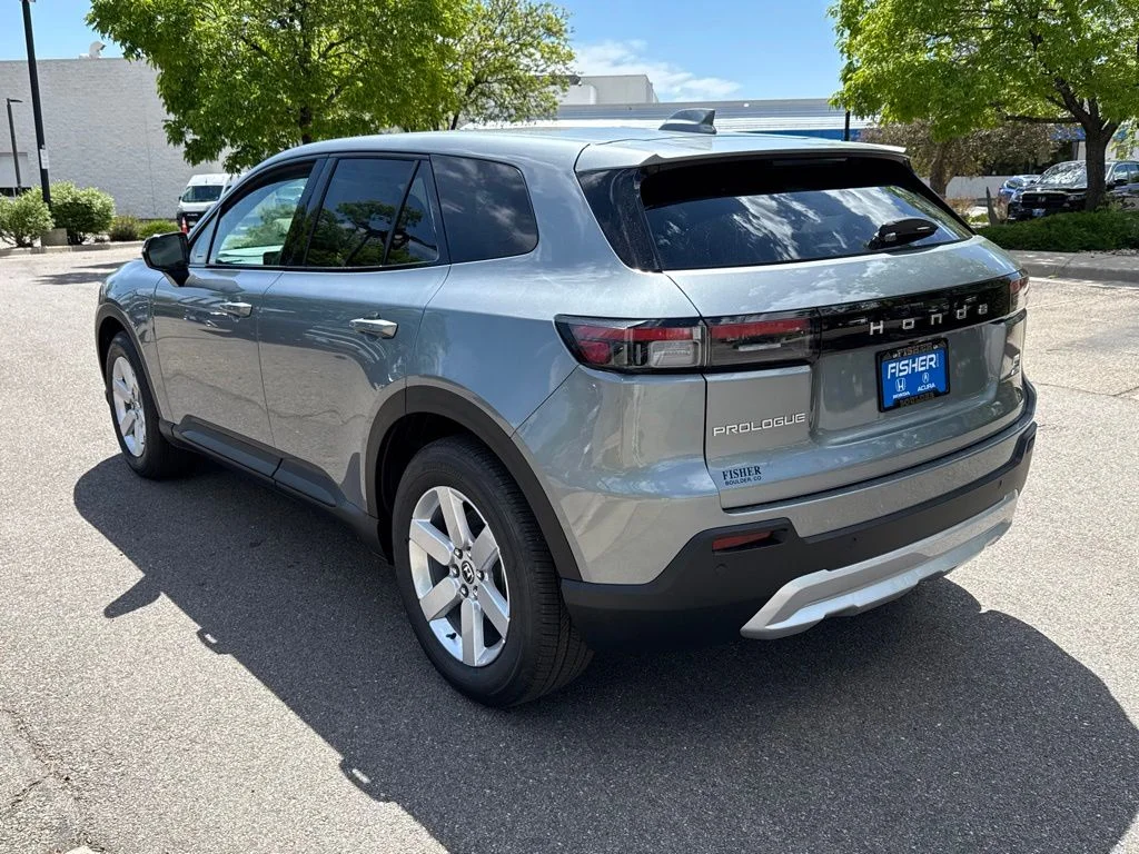 New 2026 Mercury Silver Metallic Honda EX image 7