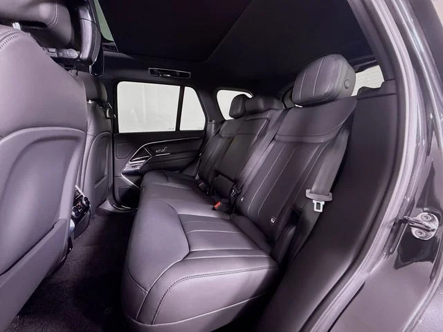 New 2026 Carpathian Grey Land Rover SE image 24