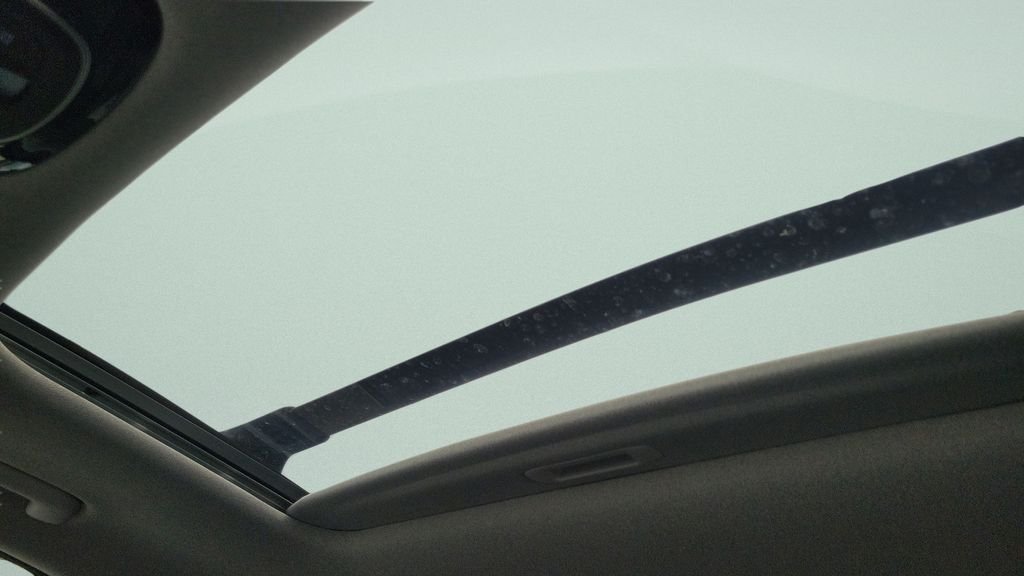 Used 2024 Black Hyundai Limited image 17