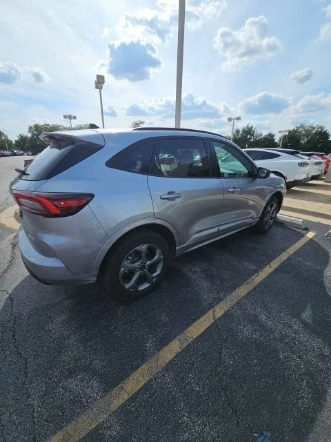 Used 2024 Silver Ford ST-Line image 3