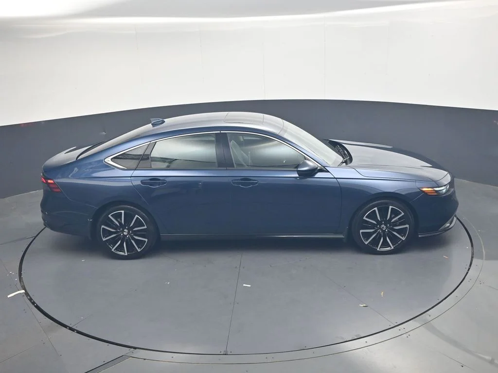 2024 Honda Accord Hybrid Touring - Photo 25