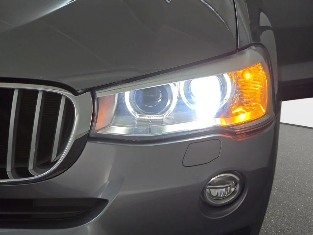 Used 2015 Space Gray Metallic BMW xDrive28d image 33
