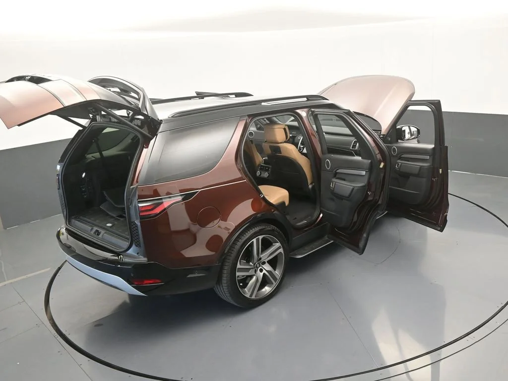 2026 Land Rover Discovery Gemini Edition - Photo 75