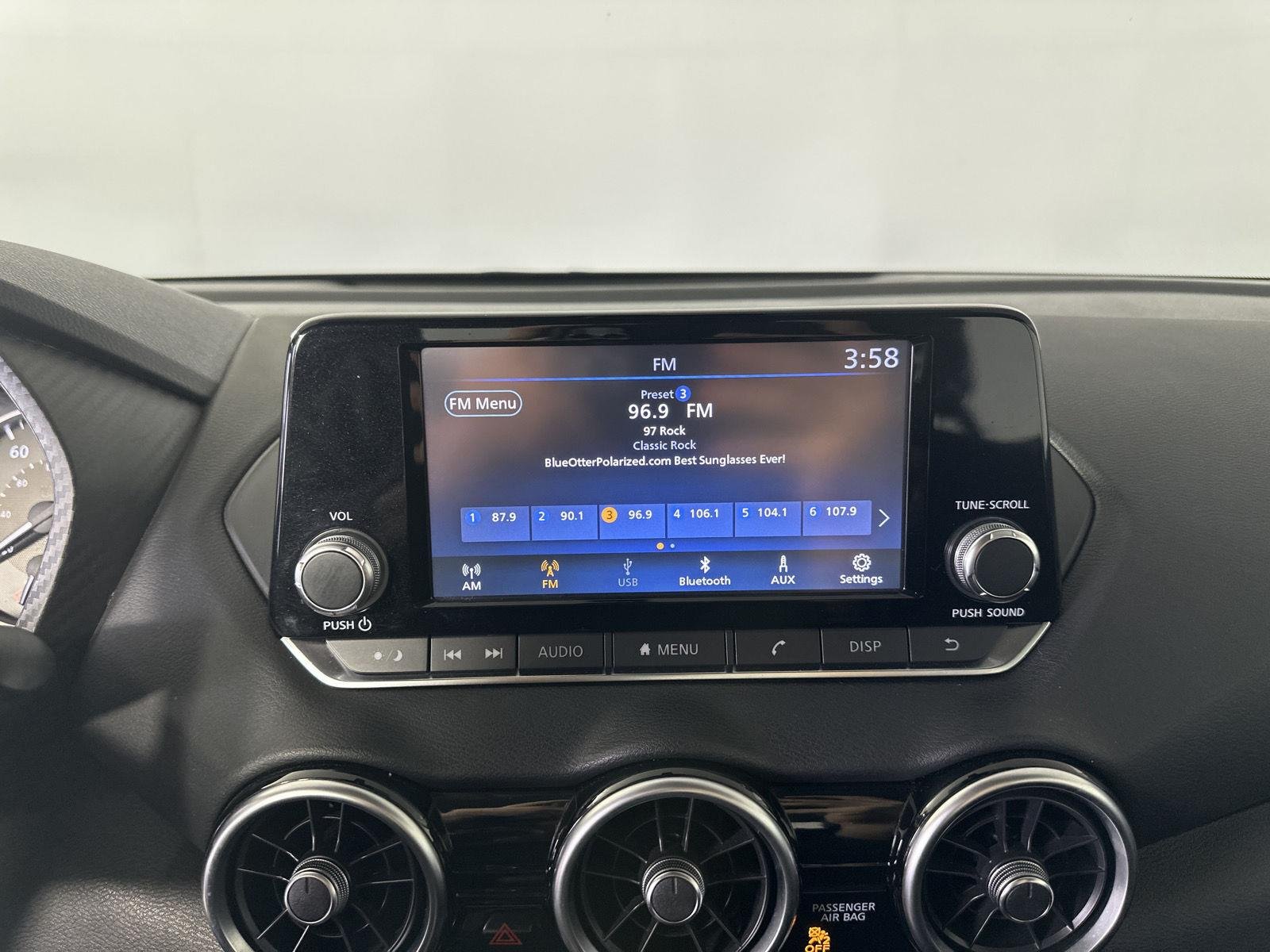 Used 2020 Super Black Nissan S image 19
