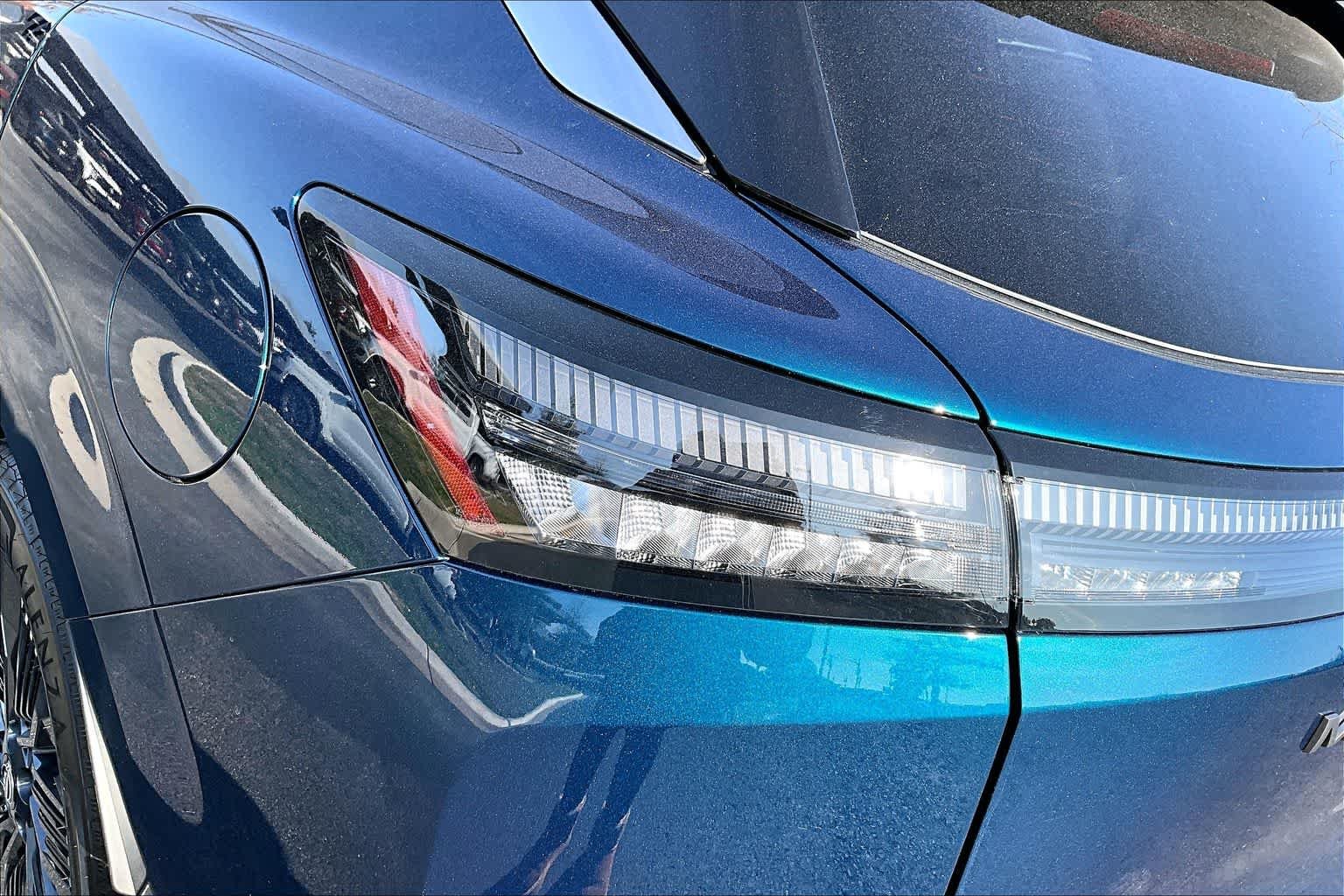 New 2026 Aurora Blue Pearl Metallic / Super Black Two-tone Nissan Platinum image 14