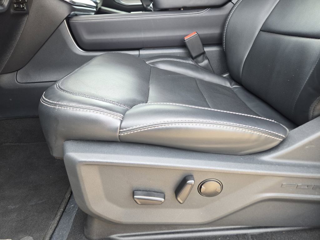 Used 2025 Black Ford Platinum image 18