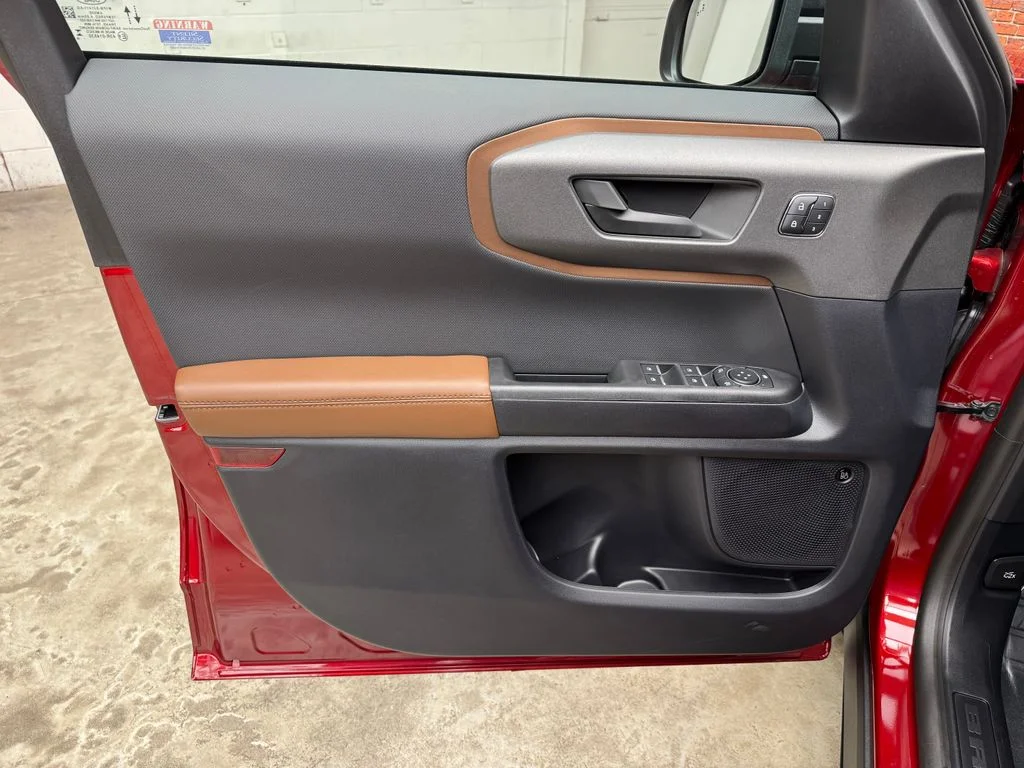 New 2026 Ruby Red Metallic Tinted Clearcoat Ford Outer Banks® image 10