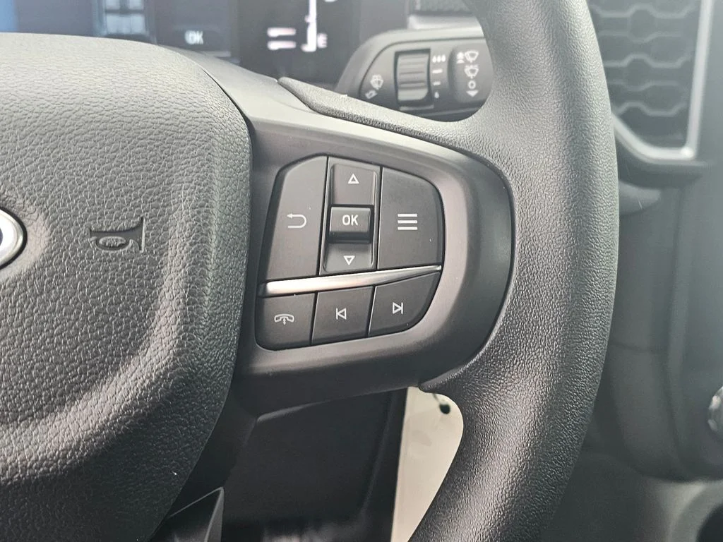 New 2025 Oxford White Ford XL image 25