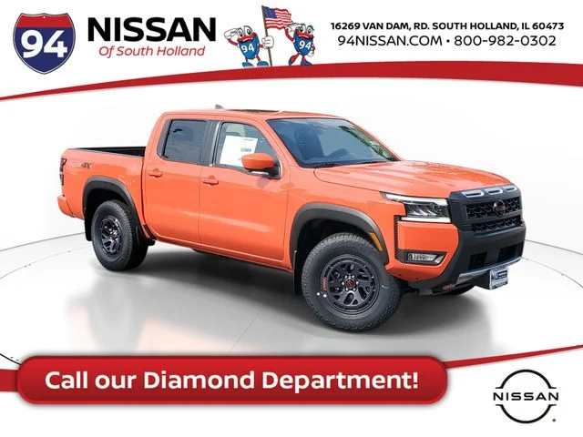2025 Nissan Frontier PRO-4X Crew Cab 4X4's photo