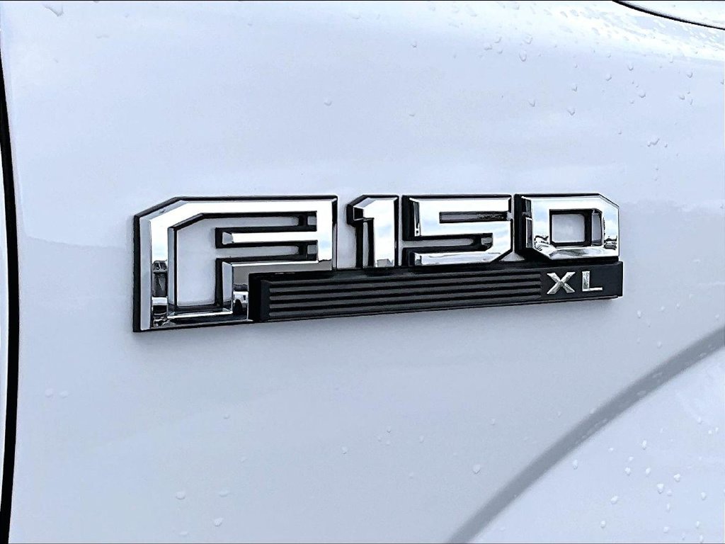 Used 2018 Oxford White Ford XL image 29