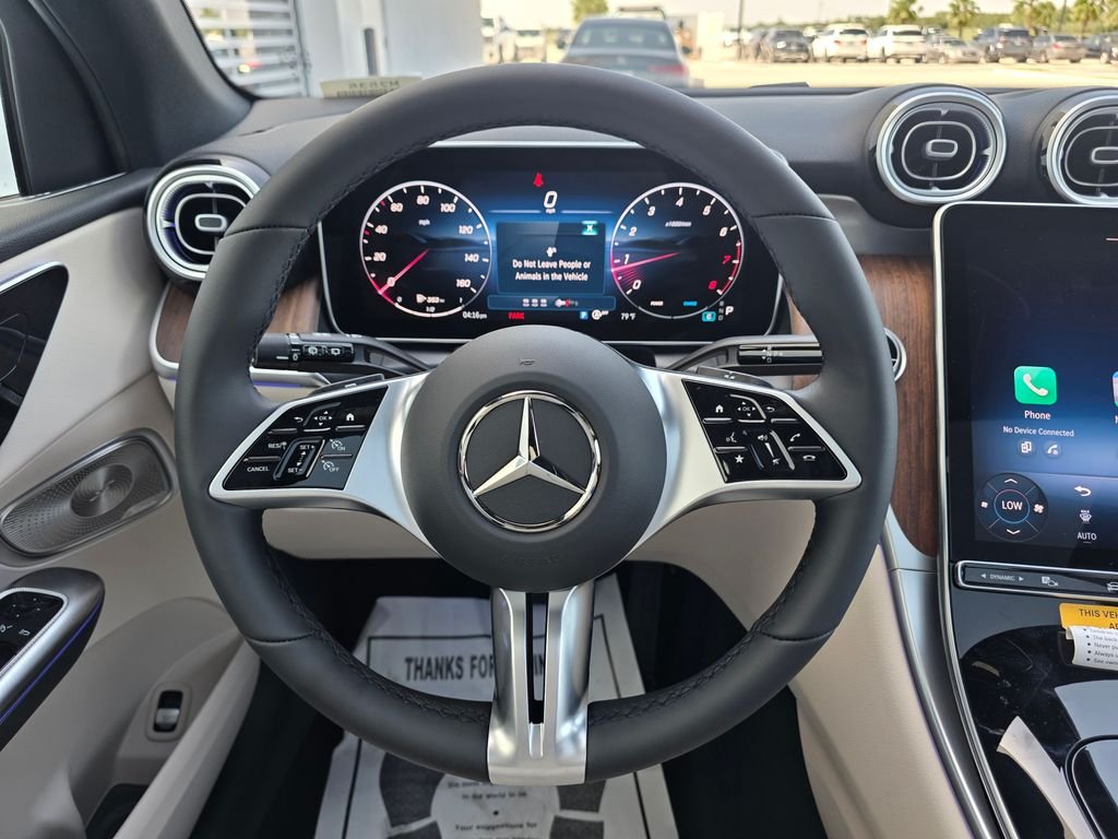 New 2026 Polar White Mercedes-Benz GLC 300 image 22