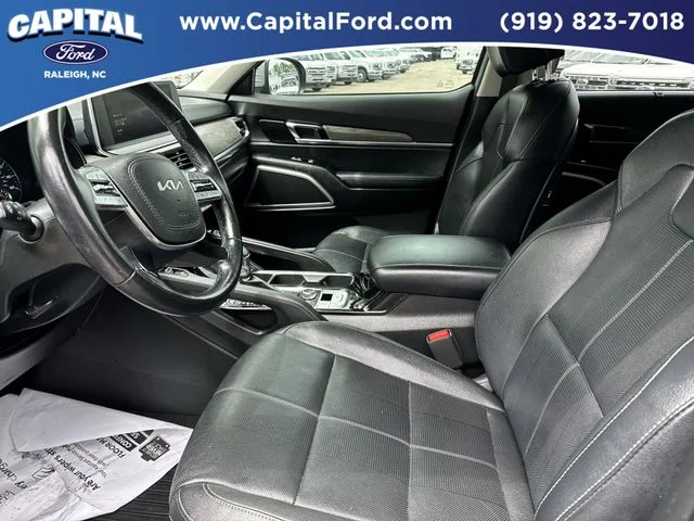 Used 2022 Gray Kia EX image 19