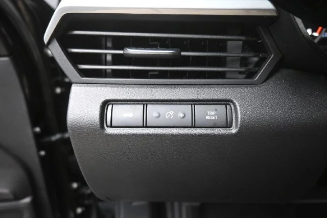 Used 2025 Black Nissan 2.5 SV image 22