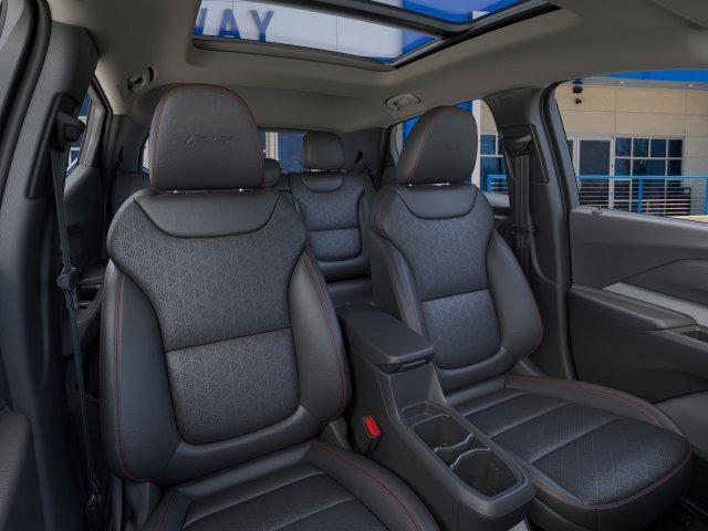 2027 Chevrolet Bolt RS - Photo 19
