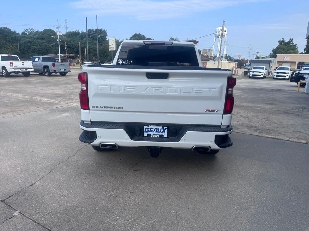Used 2021 White Chevrolet RST image 5