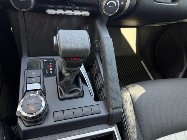 2026 Toyota Tacoma TRD Sport - Photo 15