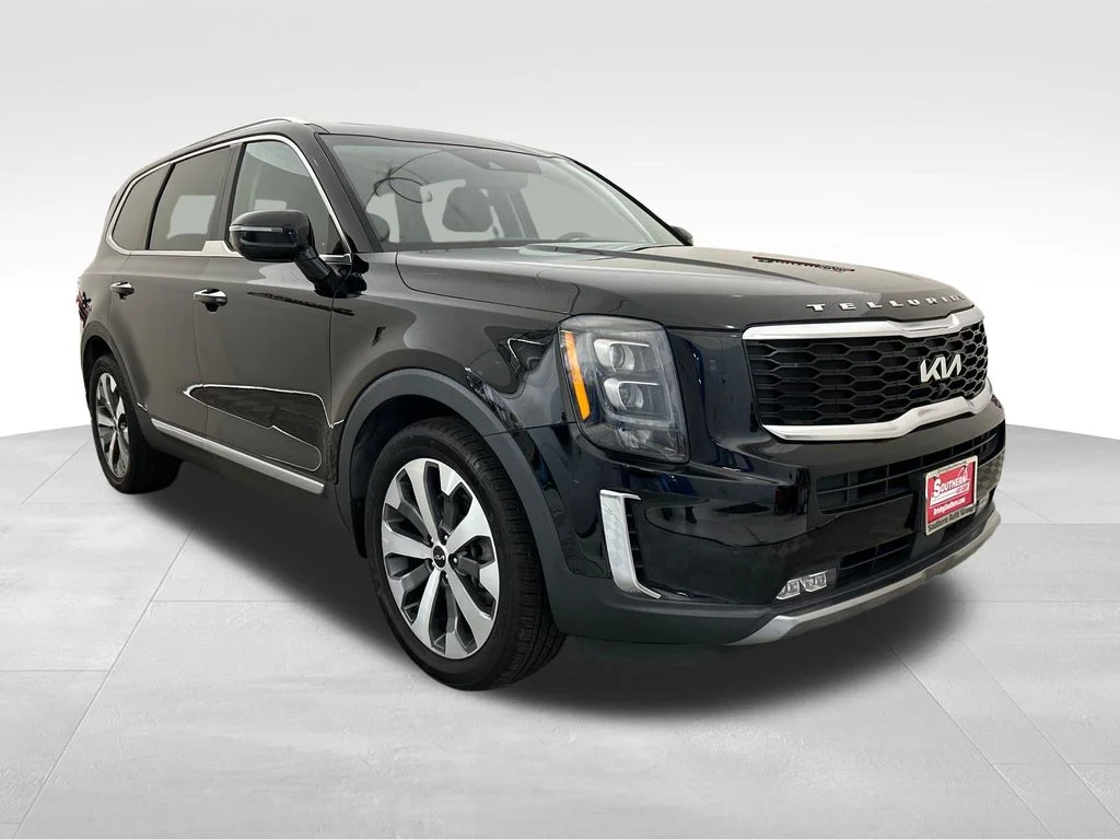 Used 2022 Black Kia SX image 7