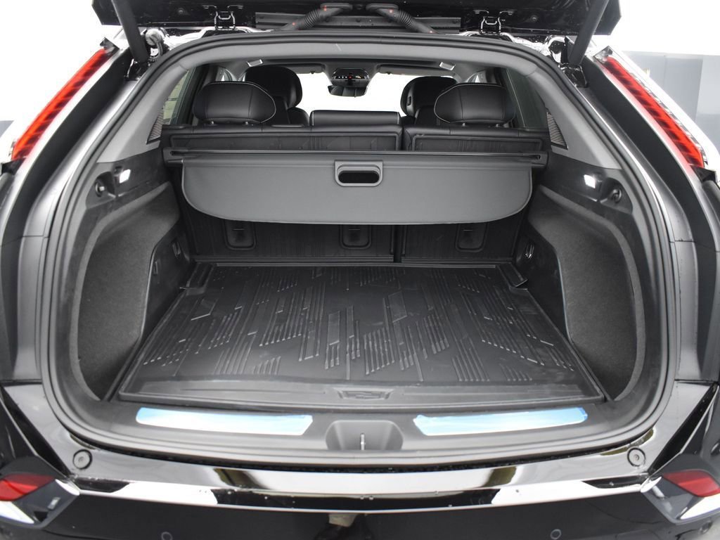 2026 CADILLAC OPTIQ - Image 31