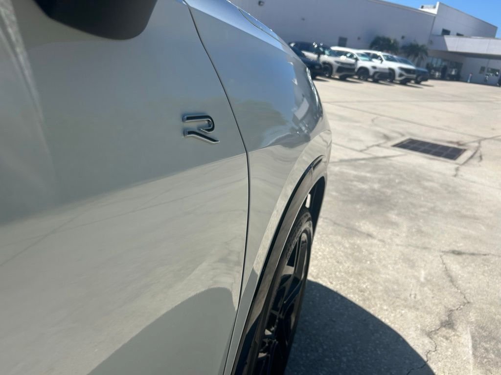 New 2026 White/off-white Volkswagen 2.0T SE R-Line Black image 34