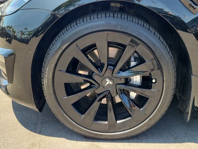 Used 2021 Black Tesla Long Range image 21