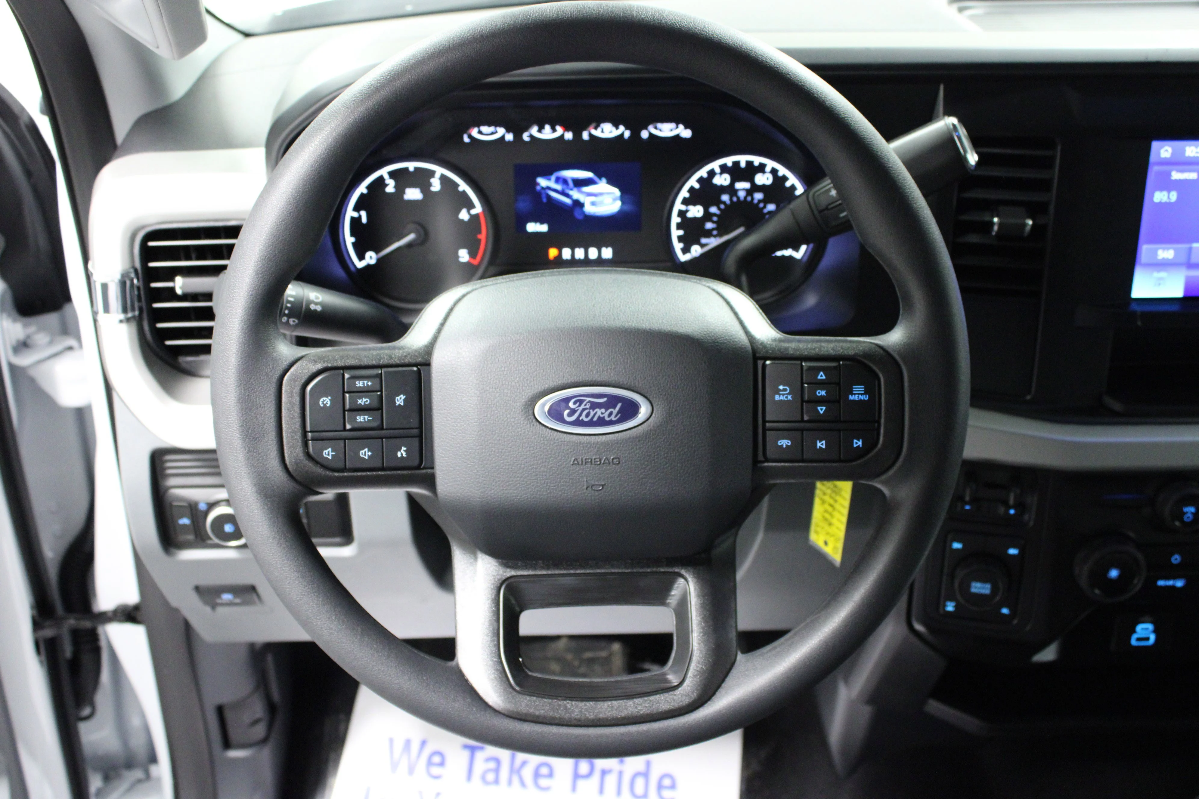 New 2026 Oxford White Ford F-250® XL image 16