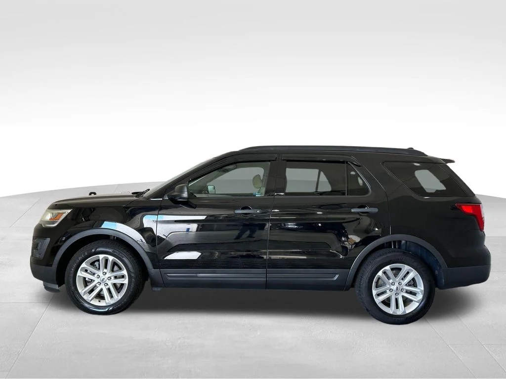 Used 2017 Black Ford Base image 2