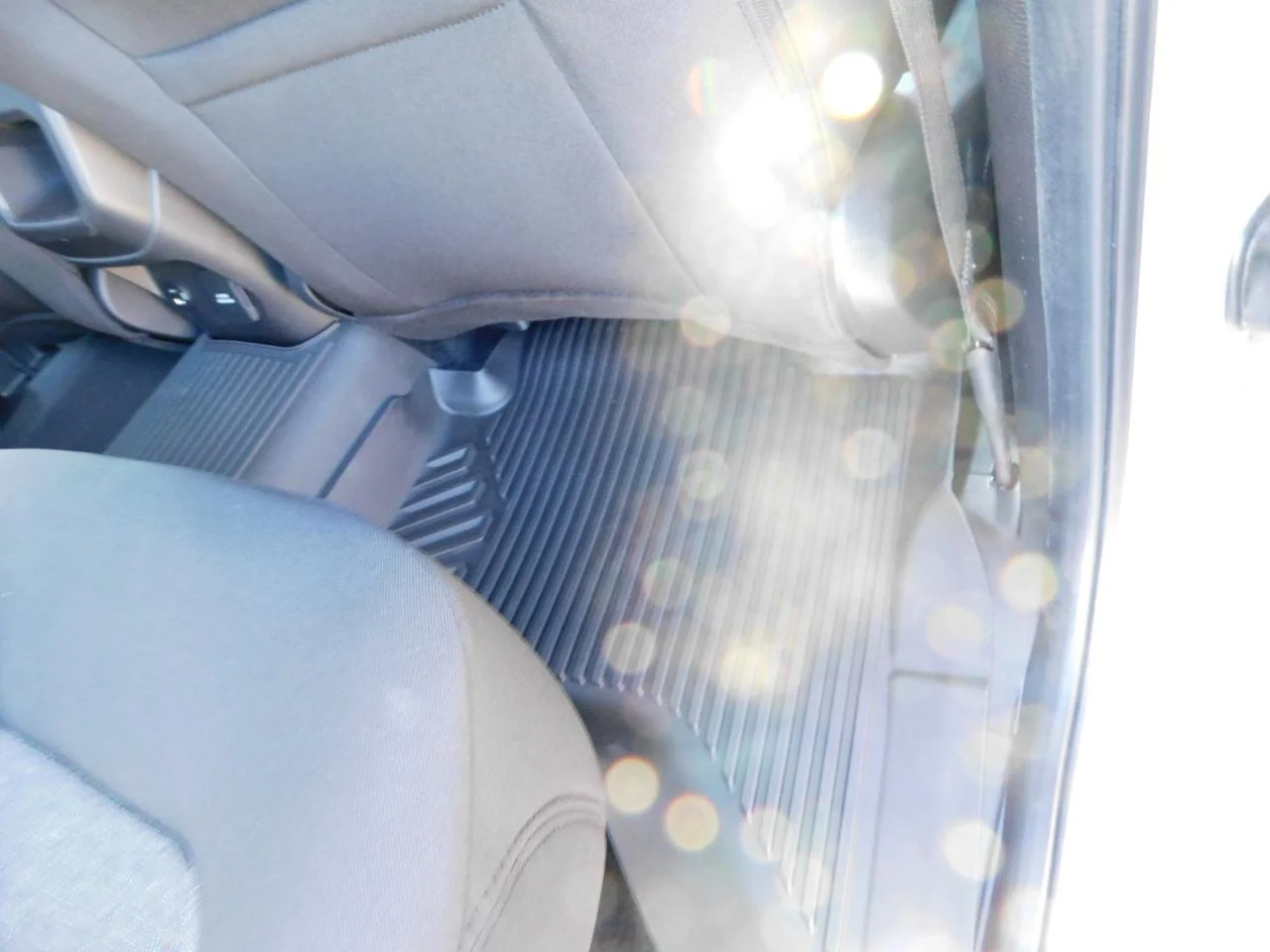 New 2025 Desert Sand Ford XLT image 12