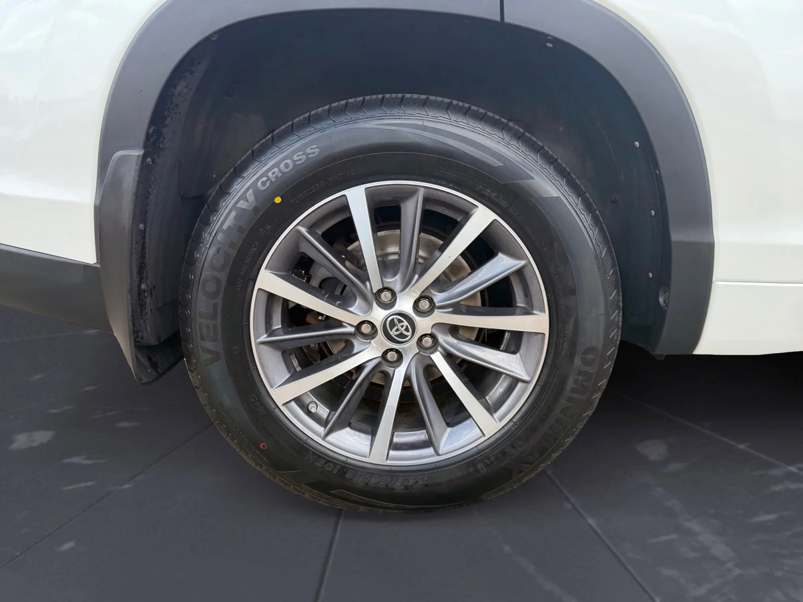 Used 2017 Blizzard Pearl Toyota XLE image 47