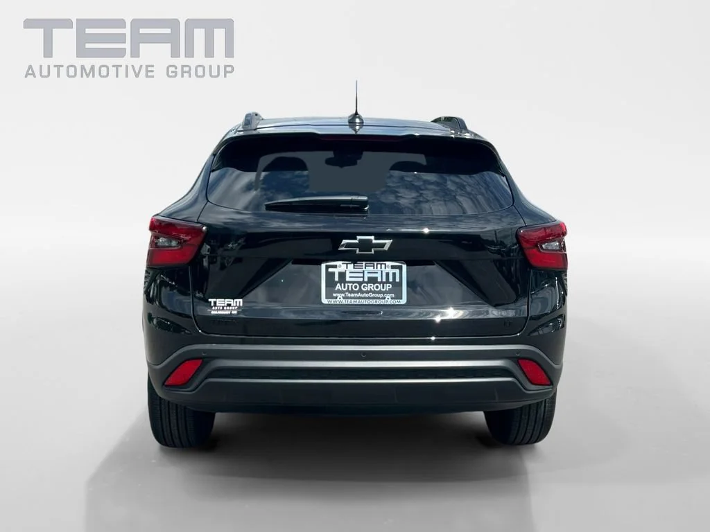 Used 2026 Mosaic Black Metallic Chevrolet LT image 6