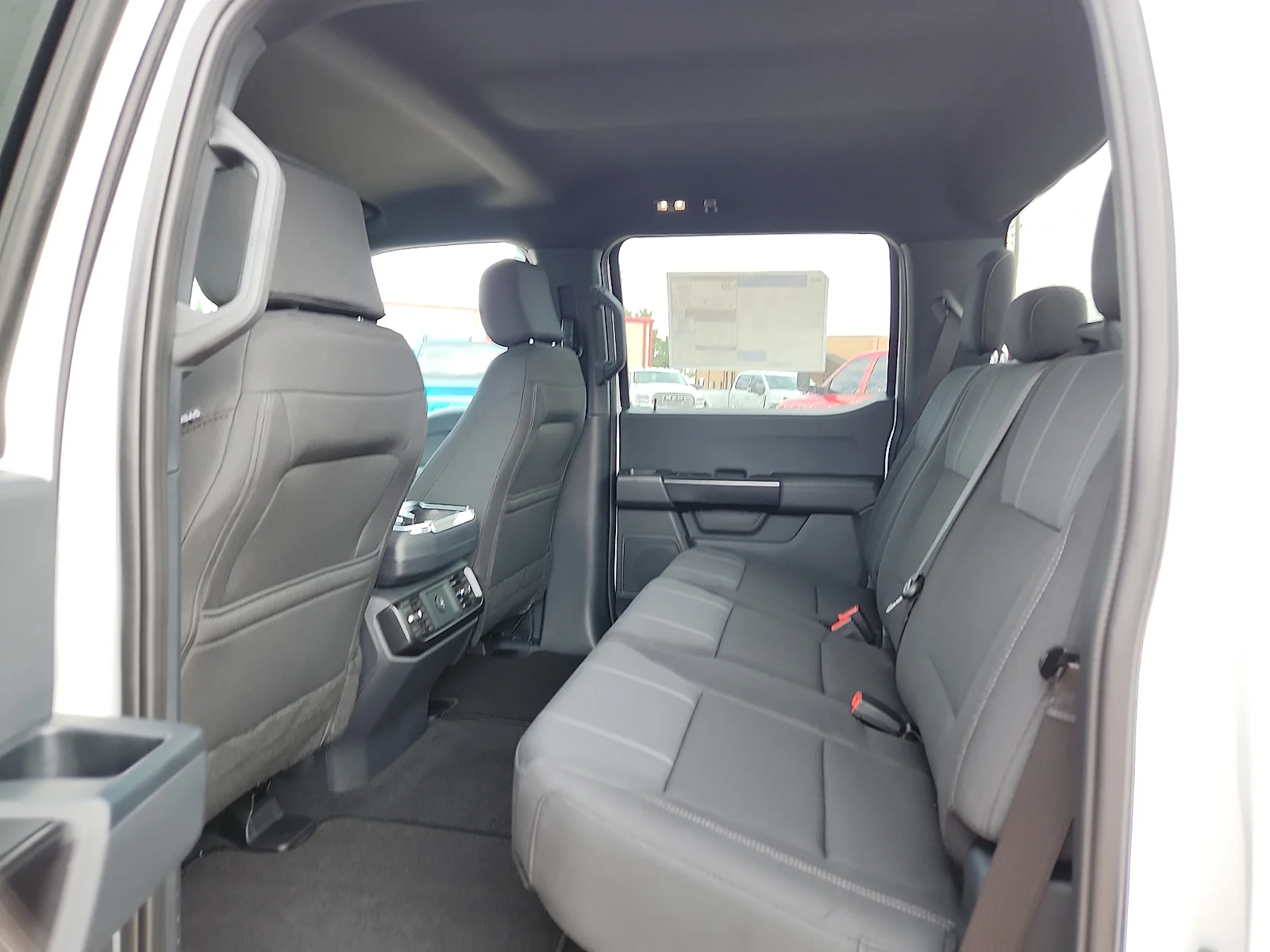 New 2026 Oxford White Ford STX image 18