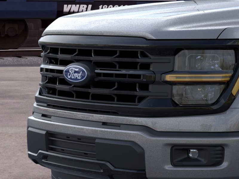 New 2026 Carbonized Gray Metallic Ford XLT image 17