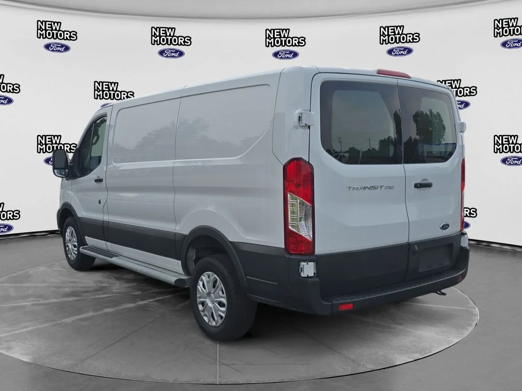 Used 2024 Oxford White Ford Base image 2