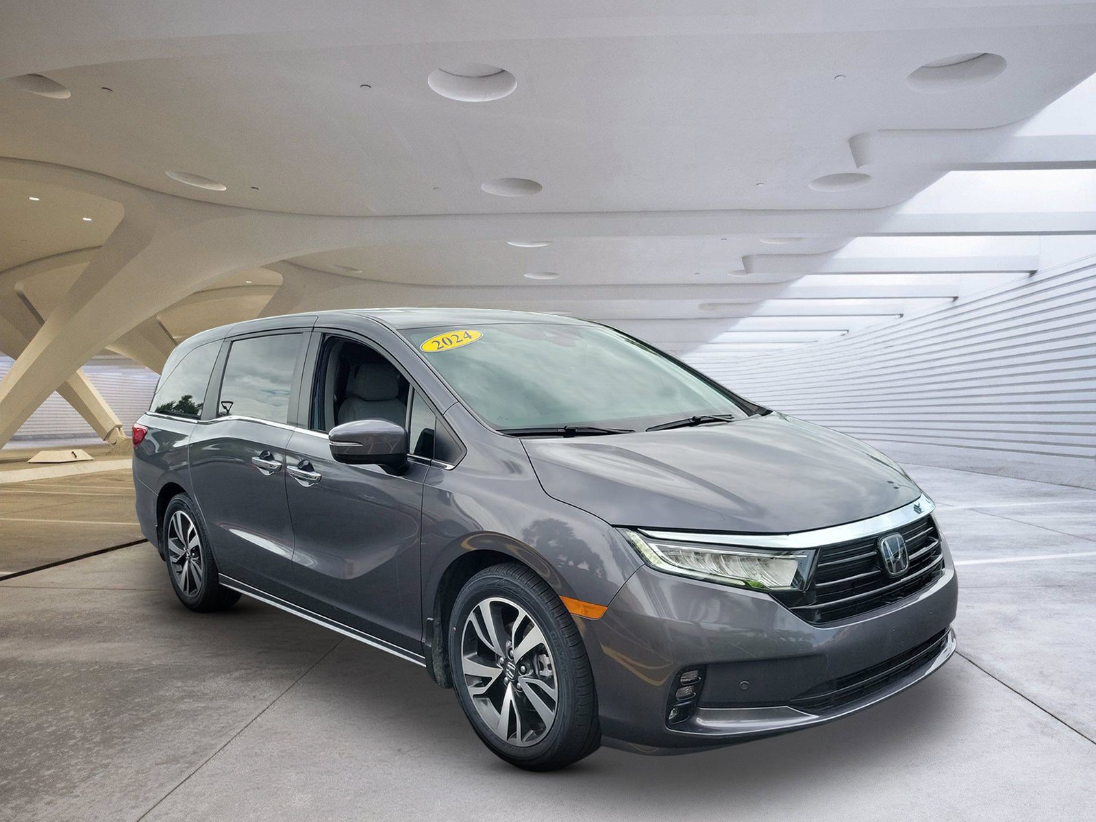 2024 Honda Odyssey Touring's photo
