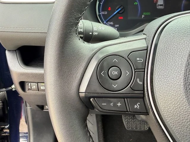 Certified Used 2024  Toyota XLE Premium image 13