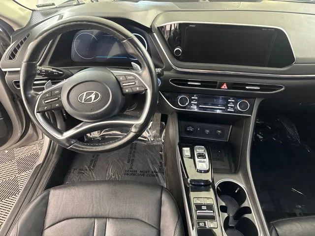 Used 2022 Silver Hyundai Limited image 31