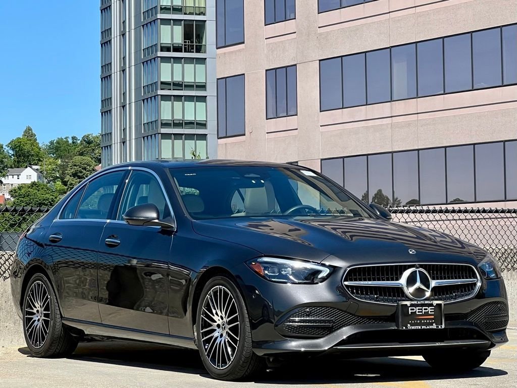 2025 Mercedes-Benz C-Class C 300 4MATIC's photo