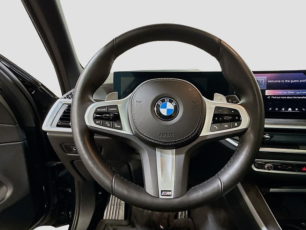 Certified Used 2025 Black Sapphire Metallic BMW xDrive40i image 6