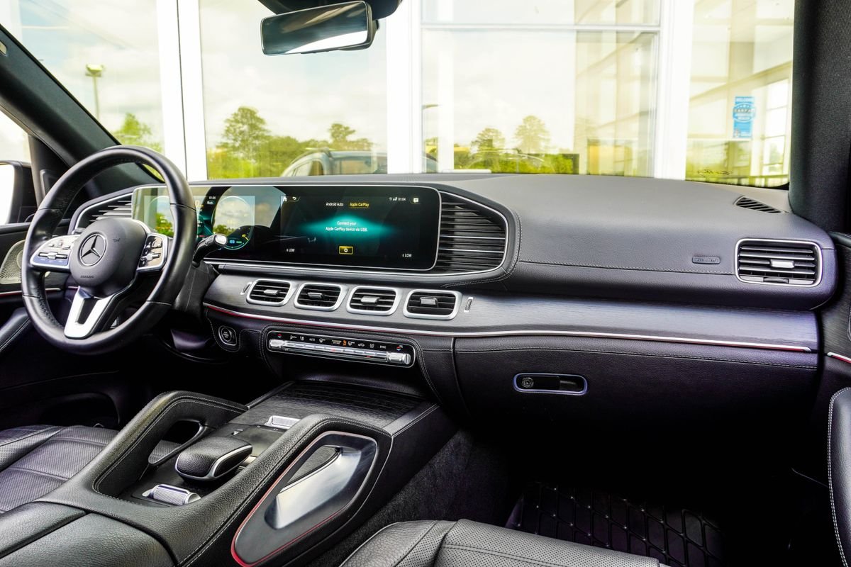 Used 2023 Gray Mercedes-Benz GLS 580 image 17