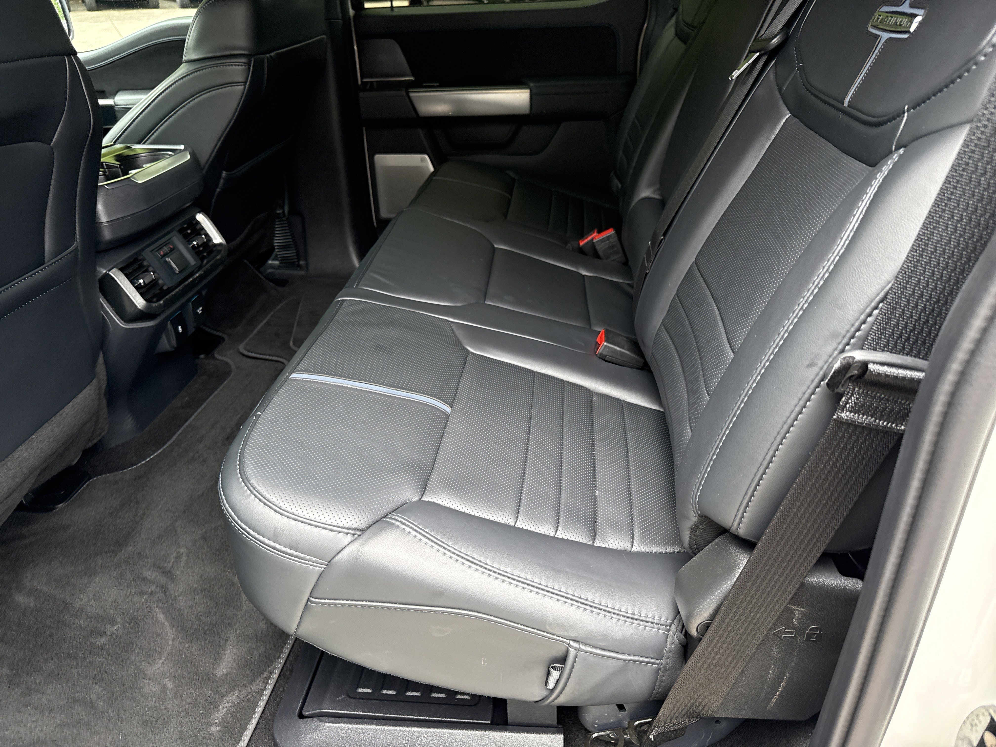 Used 2024 White Metallic Ford Platinum image 20
